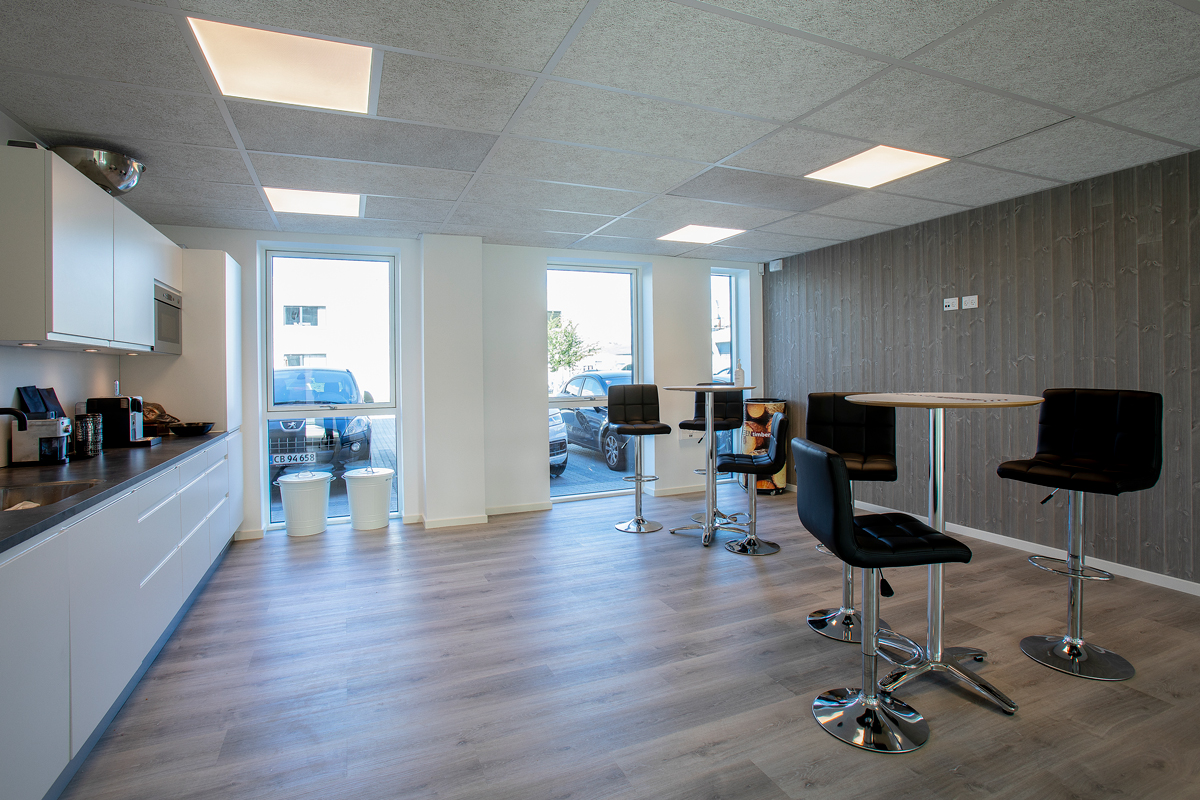 FabricAir air distribution systems installed in Bergsten Timber office, 2