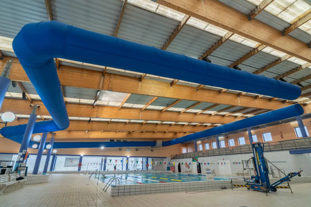 Piscina El Cerro conductos FabricAir