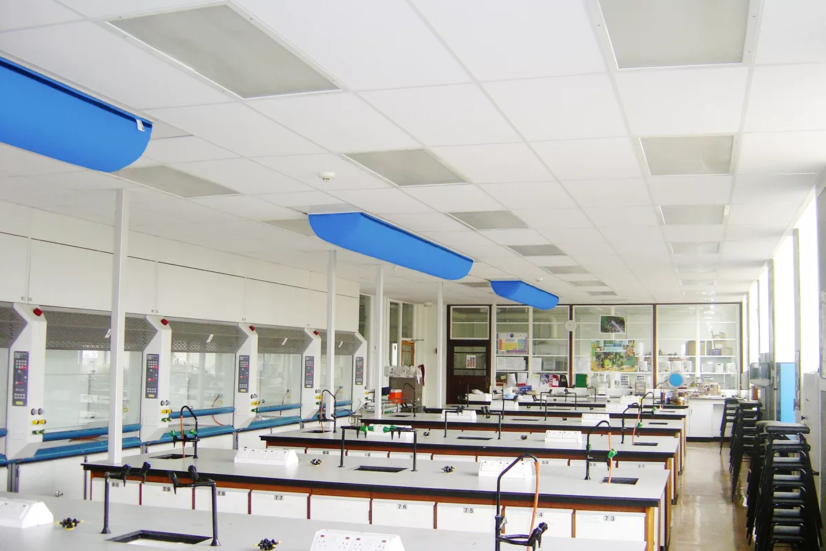 distribución de aire en laboratorios