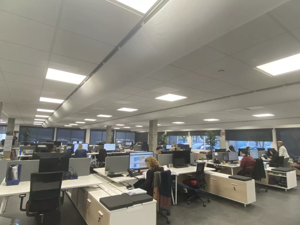 Oficinas Checkpoint conductos FabricAir