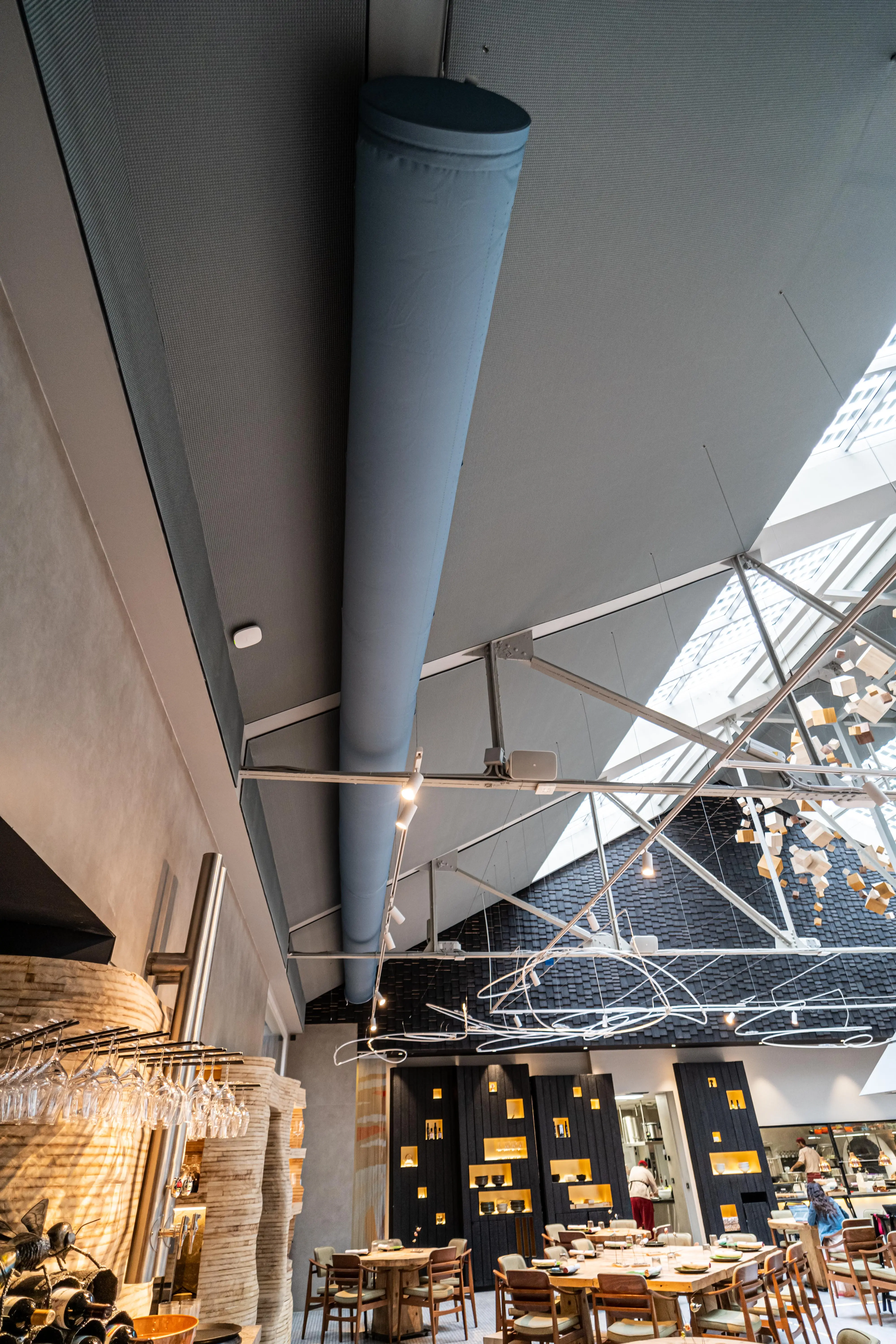 Restaurante Omeraki by Alberto Chicote conductos fabricair