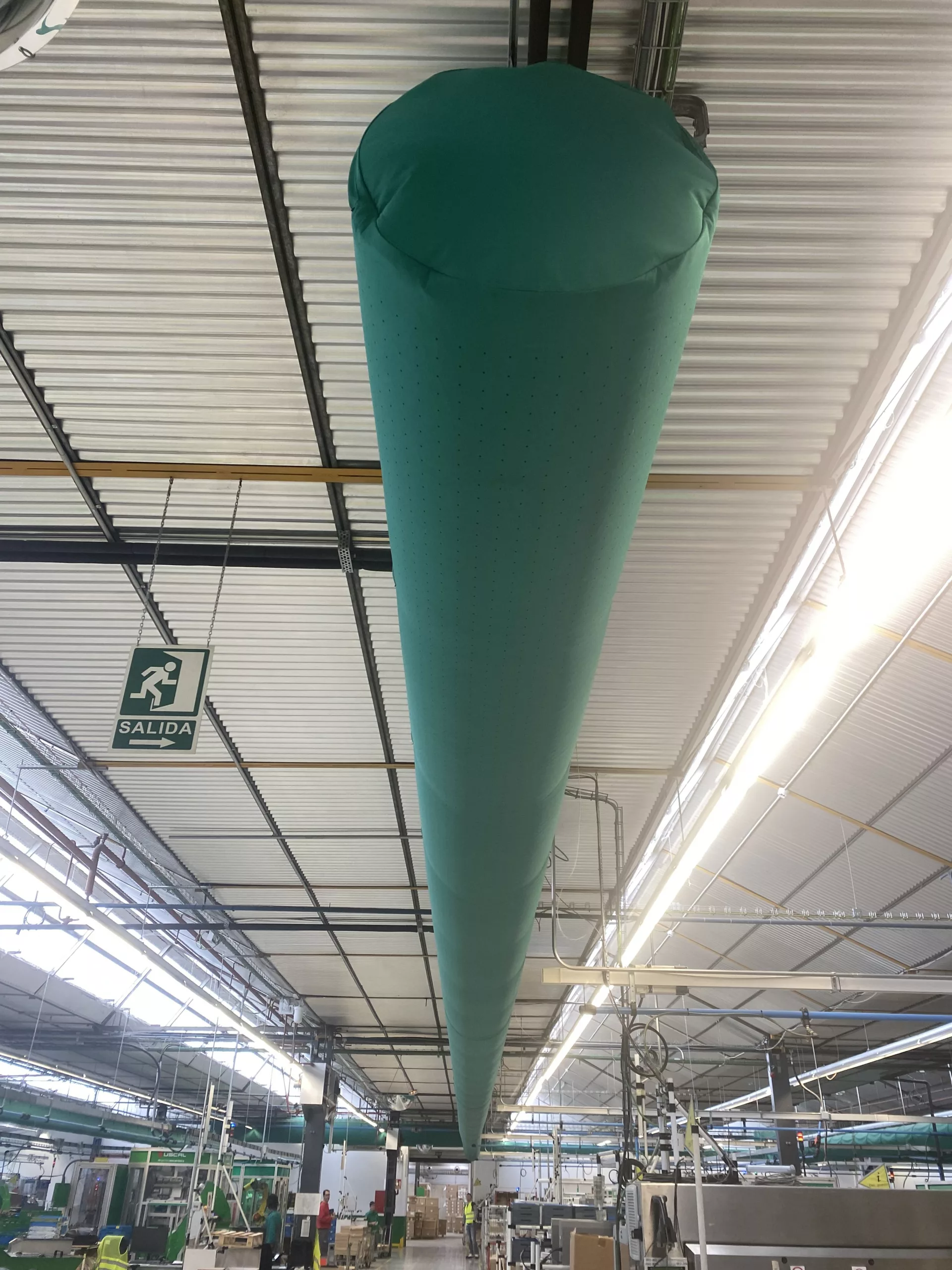 Planta de producción Schneider conductos fabricair