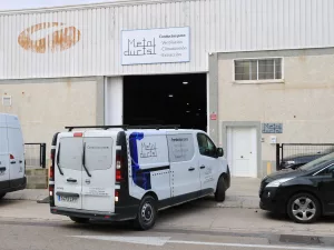 La sede de Metalduct, empresa liderada por Paco Baixauli, especializada en la instalación de soluciones HVAC con conductos textiles FabricAir. La sede de Metalduct, empresa liderada por Paco Baixauli, especializada en la instalación de soluciones HVAC con conductos textiles FabricAir.