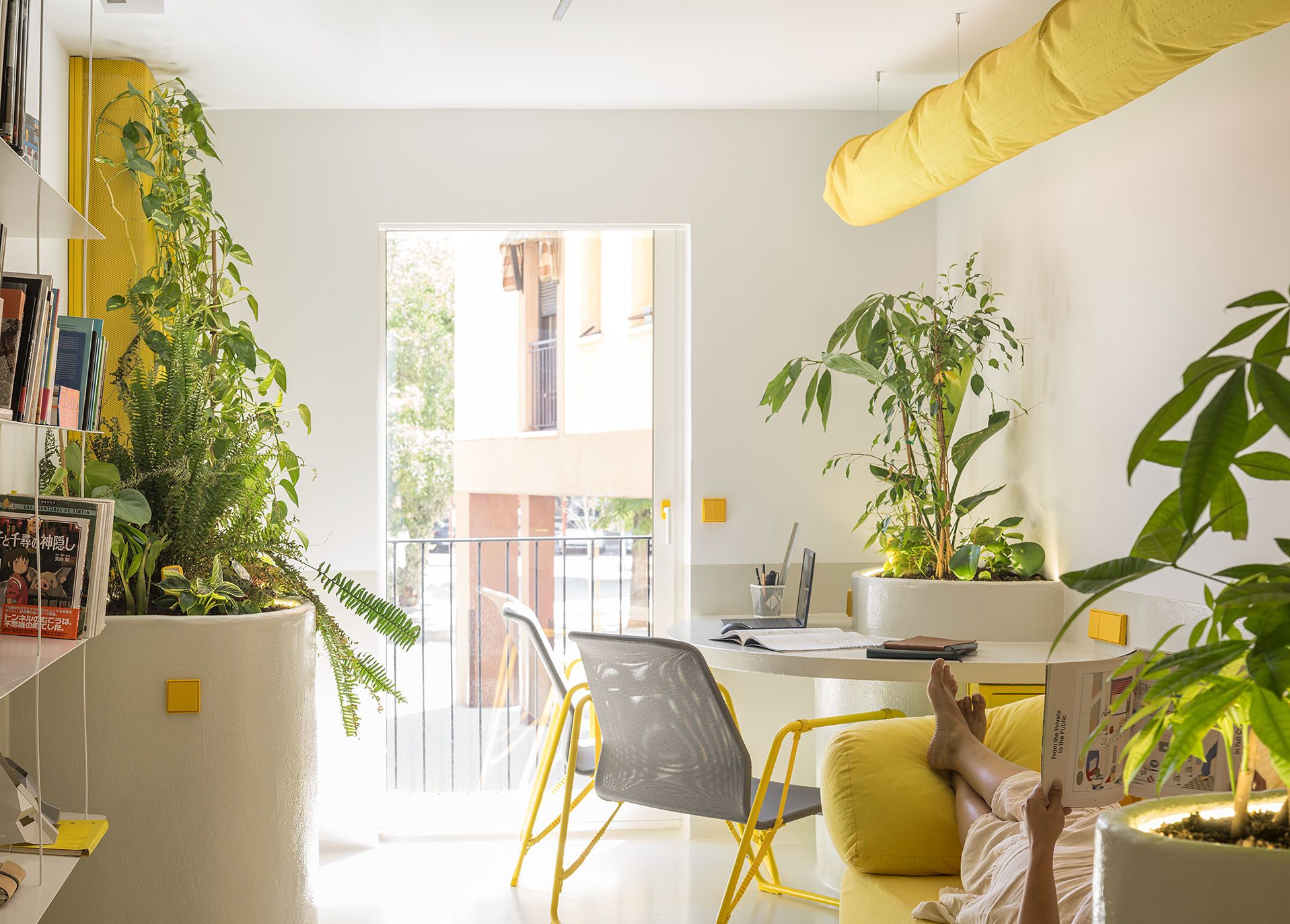 Conducto textil para climatización en la zona de descanso de Corrigan Estudio