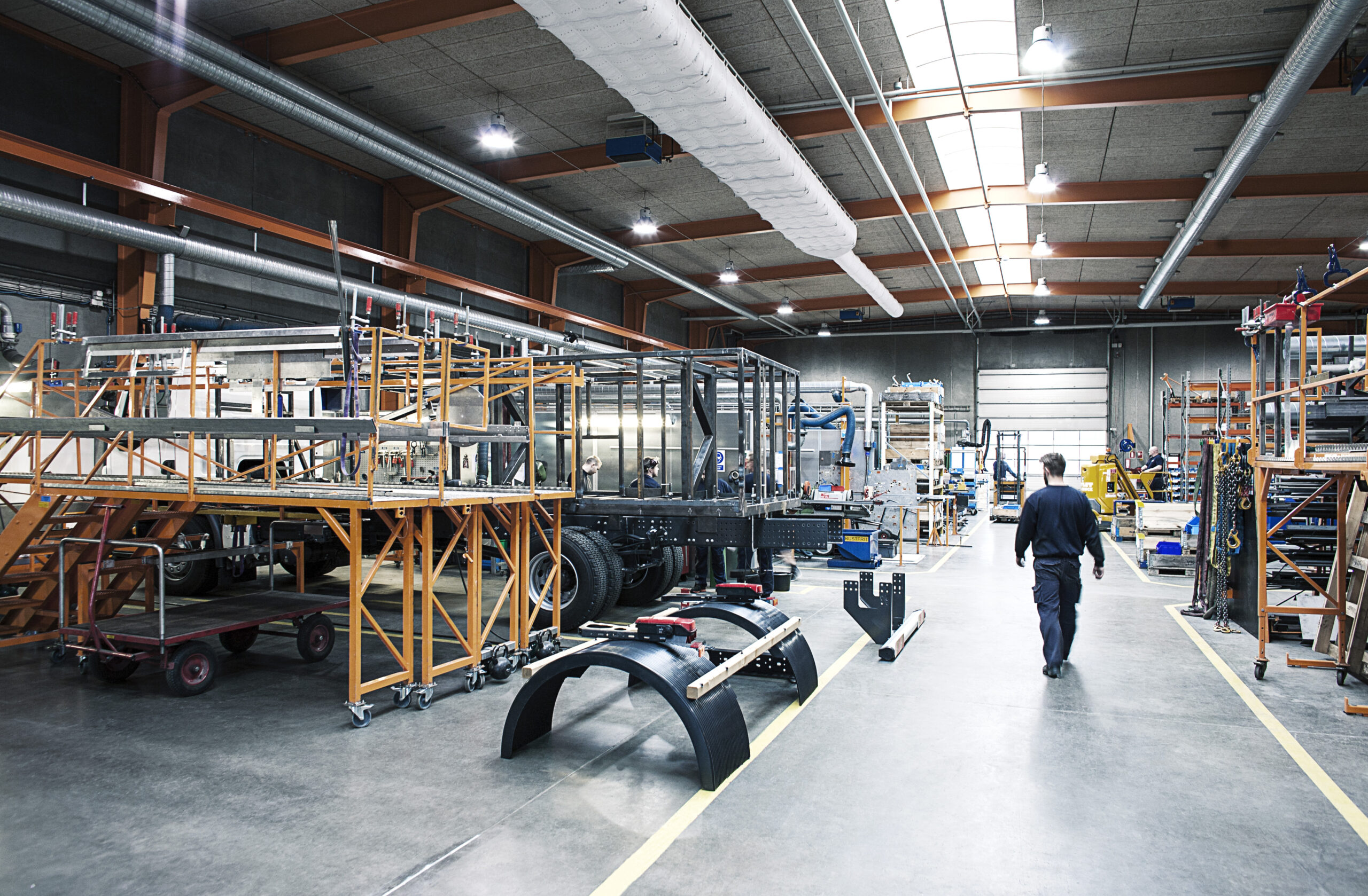 Balti medžiaginiai ortakiai Vestergaard Industries gamykloje, LT