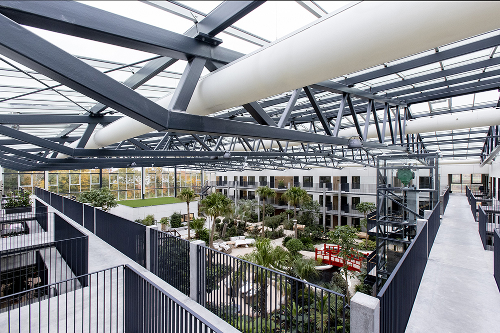 Balti medžiaginiai ortakiai įdiegti Boverian apartamentų komplekse, DK