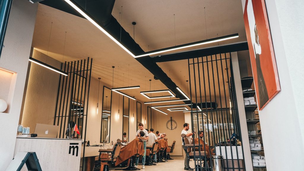 FabricAir kumaş hava kanalları, kanallı klima sistemleri için esnek ve yenilikçi bir çözüm sunar.