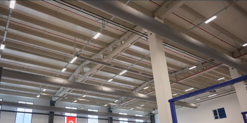 FabricAir kumaş hava kanalları, TEKNOKAR'da işletme maliyetlerini düşürdü.