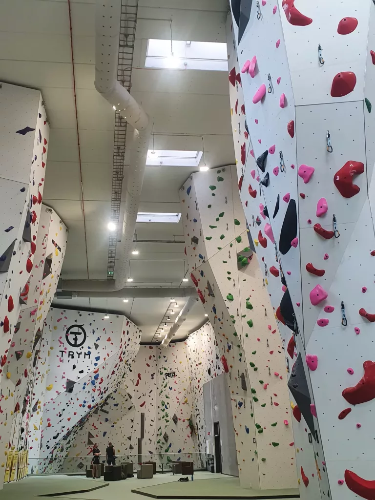 Fabric duct installed in the GRIP Climbing wall gym in Trondheim, Norway. The fabric duct system utilizes antimicrobial white Combi 85 fabric duct .