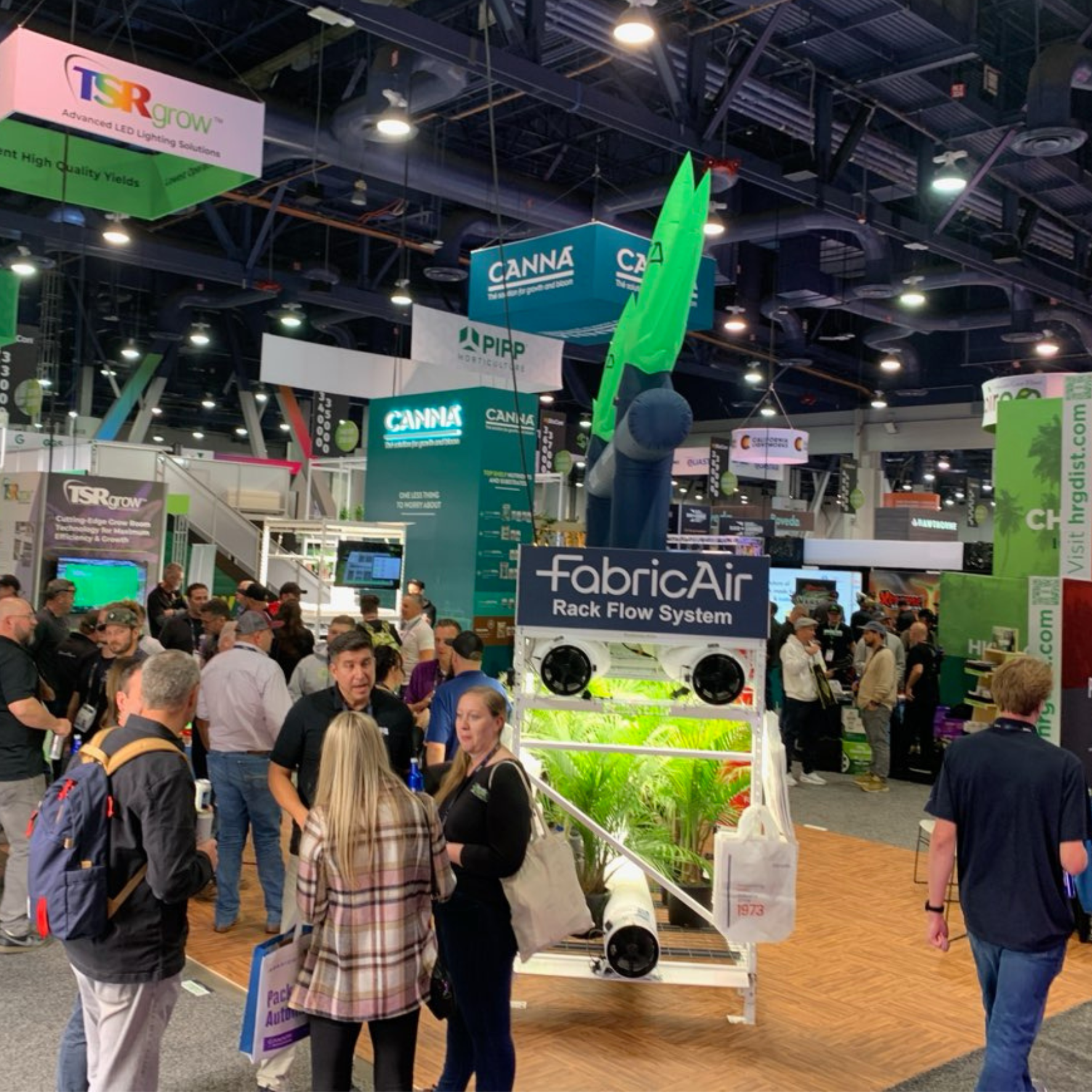 FabricAir at MJBizCon