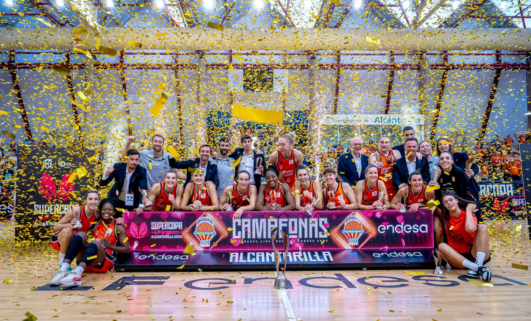 Spanish Women’s Basketball Supercup team