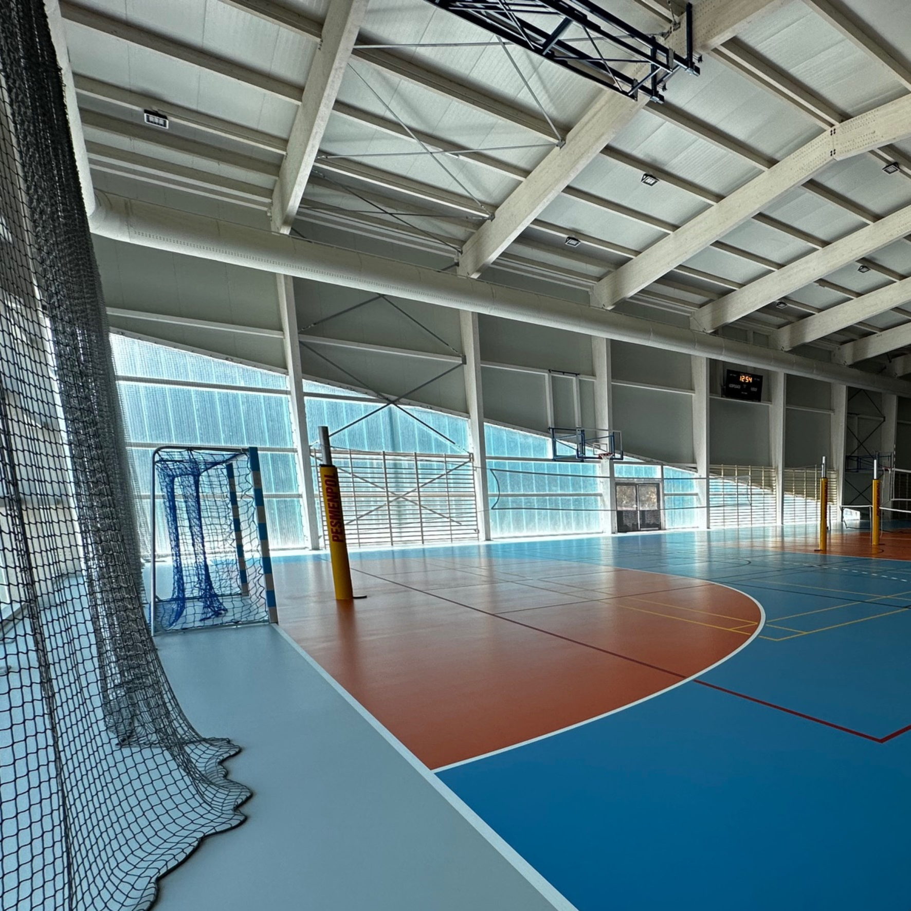 Fabric air distribution system installed in the Olesno Sport Hall in Poland